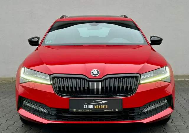 SKODA Superb 2.0 TDI SCR Sportline DSG