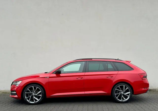 SKODA Superb 2.0 TDI SCR Sportline DSG