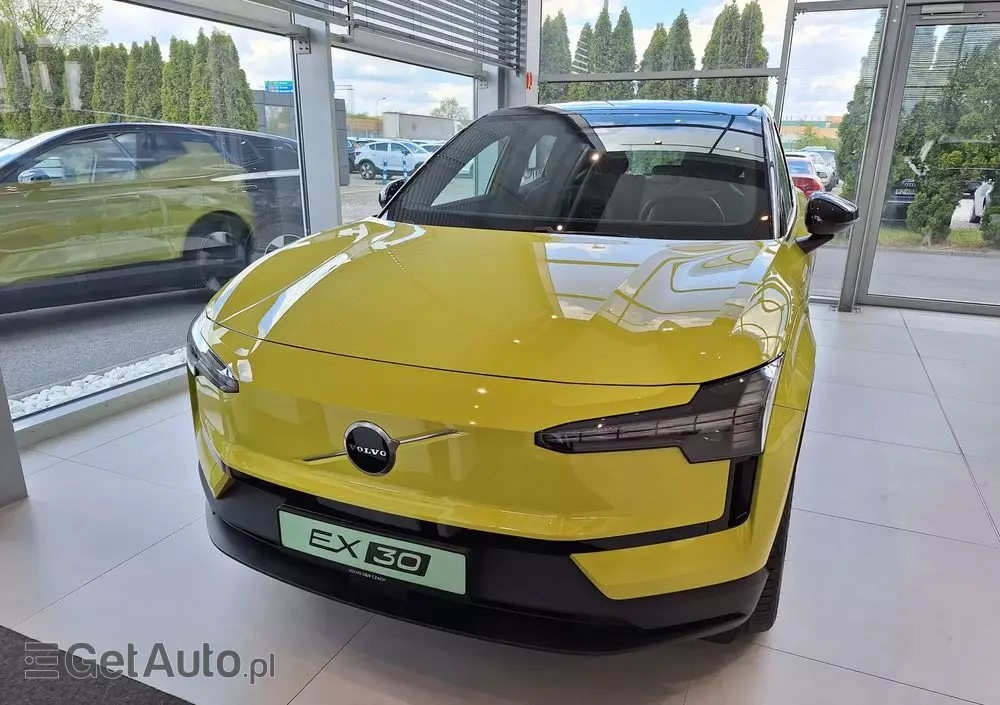 VOLVO EX30 69kWh Single Motor Long Range Plus