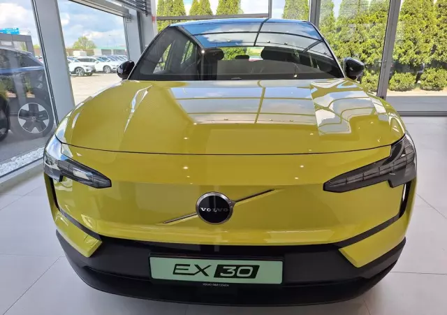 VOLVO EX30 69kWh Single Motor Long Range Plus