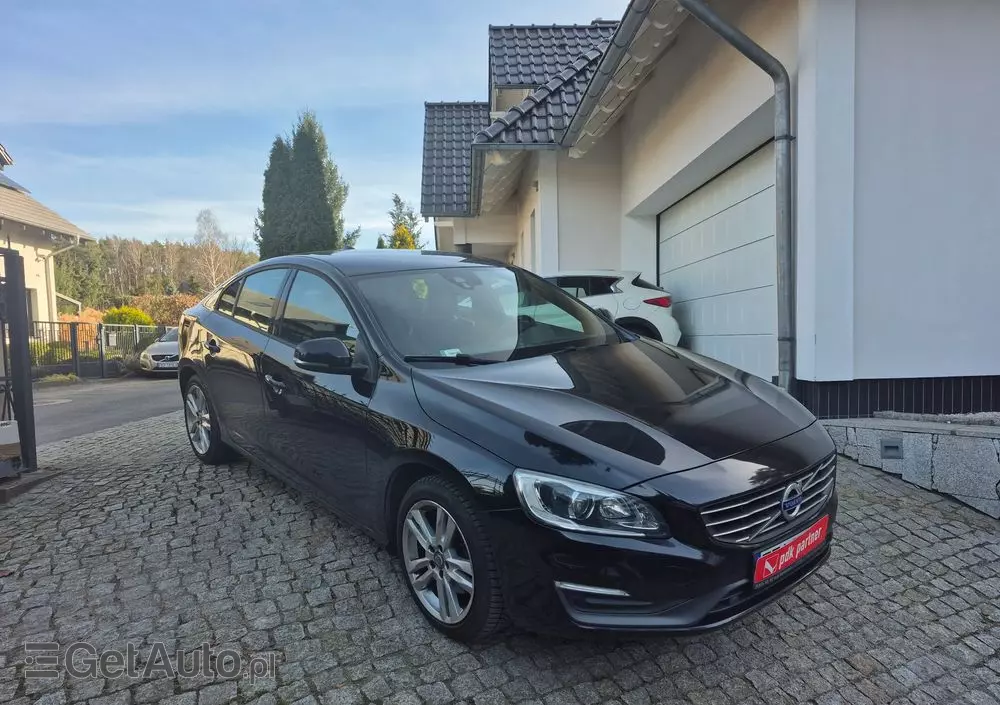 VOLVO S60 D3 Momentum