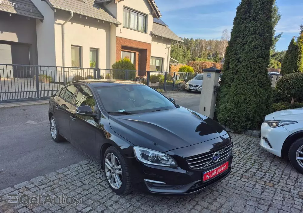 VOLVO S60 D3 Momentum