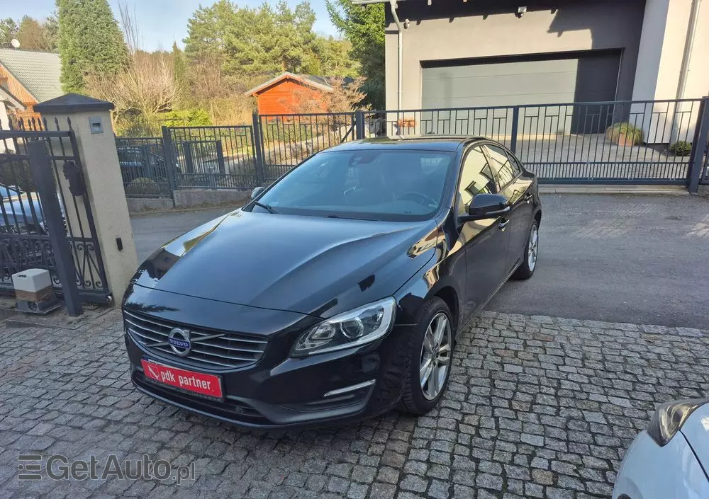 VOLVO S60 D3 Momentum