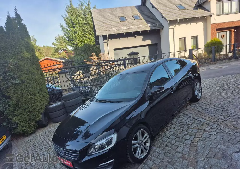 VOLVO S60 D3 Momentum