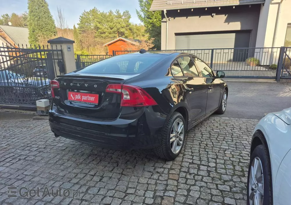 VOLVO S60 D3 Momentum