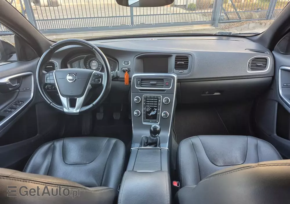 VOLVO S60 D3 Momentum