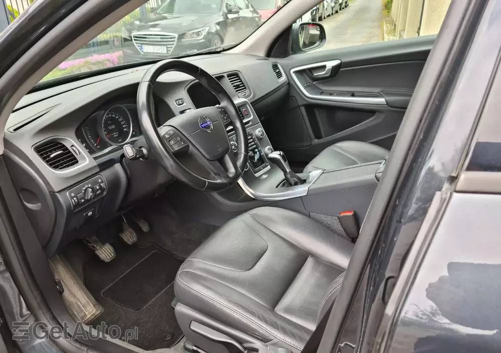 VOLVO S60 D3 Momentum