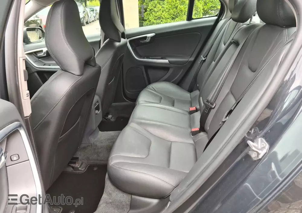 VOLVO S60 D3 Momentum