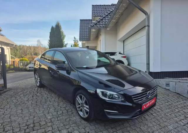 VOLVO S60 D3 Momentum