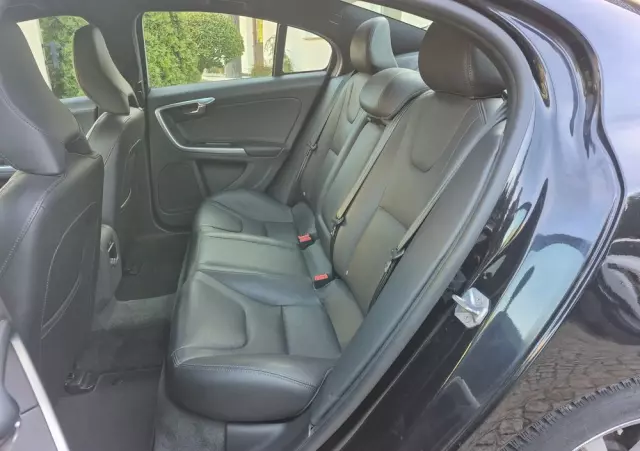 VOLVO S60 D3 Momentum