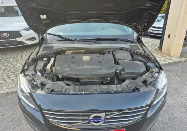 VOLVO S60 D3 Momentum