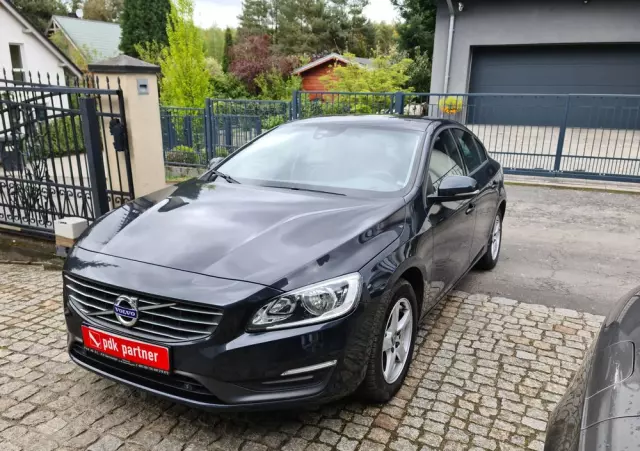 VOLVO S60 D3 Momentum