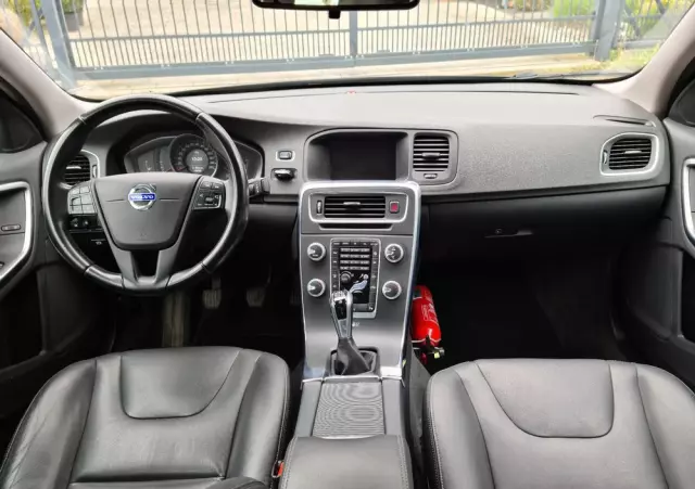 VOLVO S60 D3 Momentum