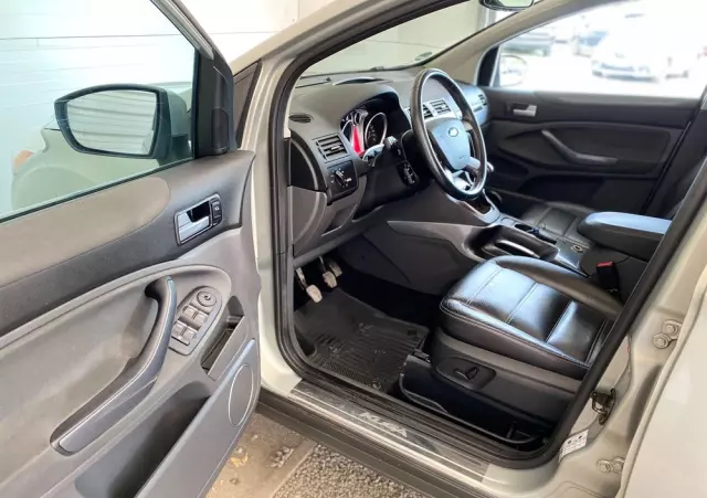 FORD Kuga 2.0 TDCi Titanium