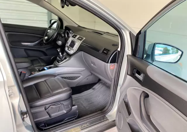 FORD Kuga 2.0 TDCi Titanium