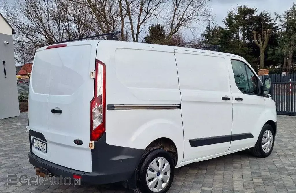 FORD Transit Courier 