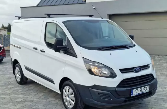FORD Transit Courier 