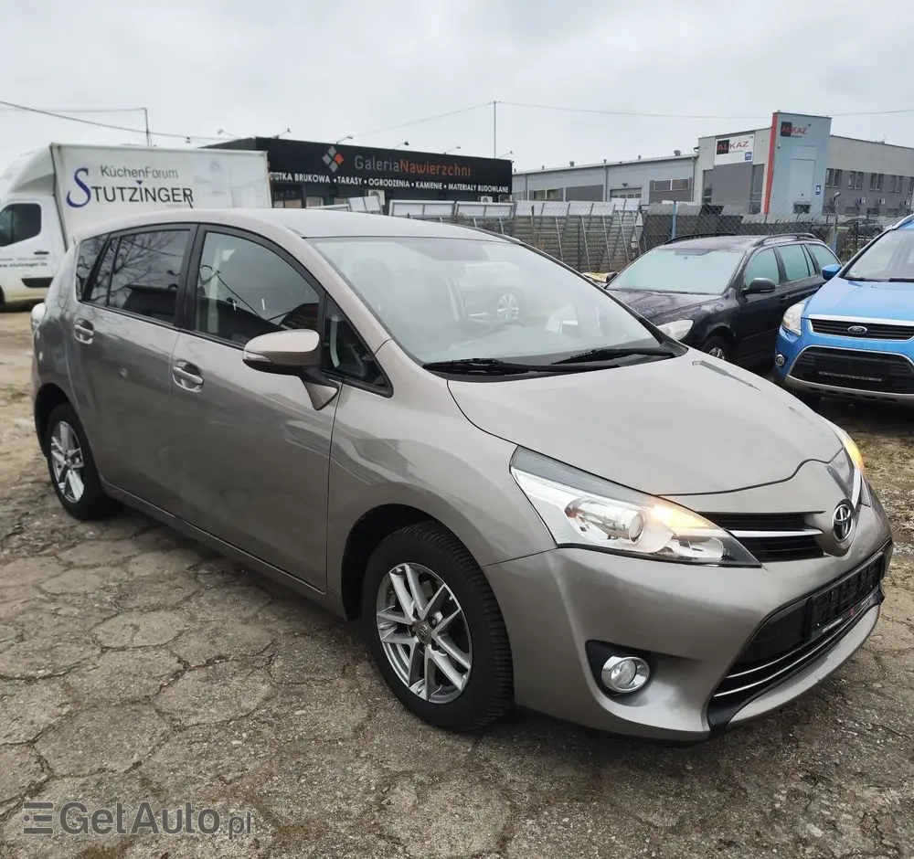 TOYOTA Verso 1.8 Executive