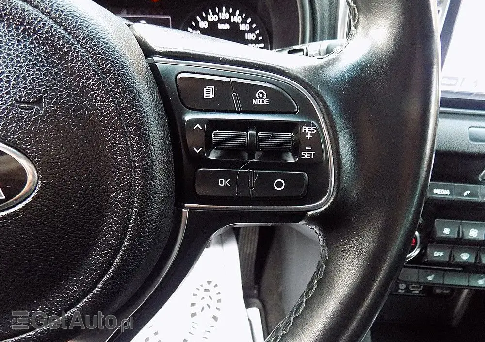 KIA Sportage 1.6 GDI 2WD Dream-Team Edition