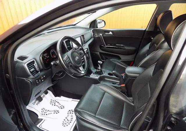 KIA Sportage 1.6 GDI 2WD Dream-Team Edition