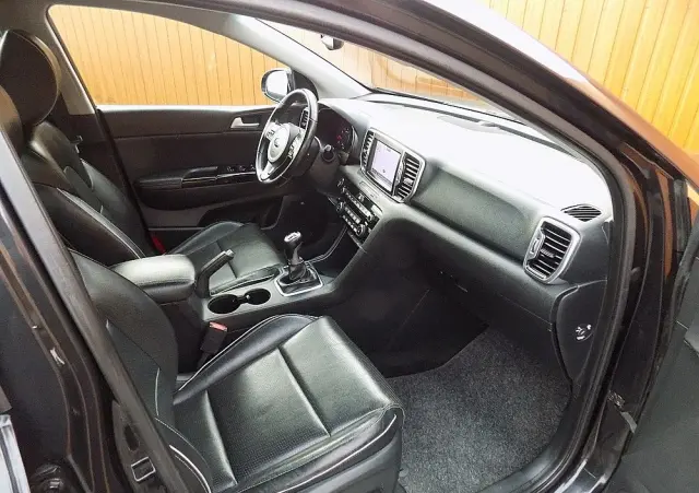 KIA Sportage 1.6 GDI 2WD Dream-Team Edition