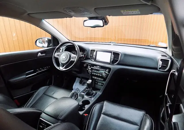 KIA Sportage 1.6 GDI 2WD Dream-Team Edition