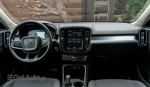 VOLVO Xc 40 