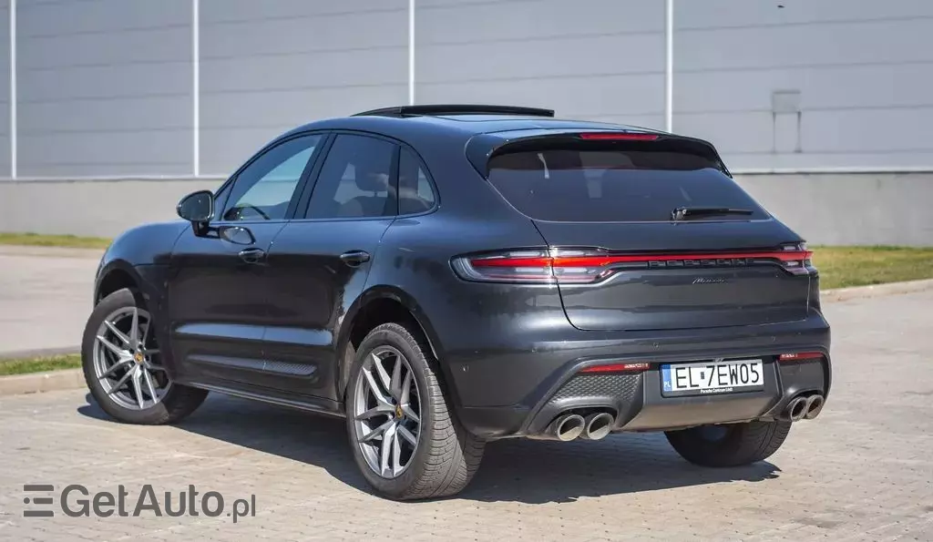 PORSCHE Macan 