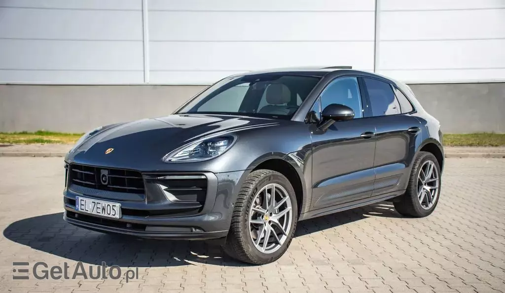 PORSCHE Macan 
