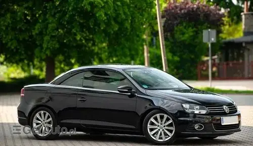 VOLKSWAGEN Eos 