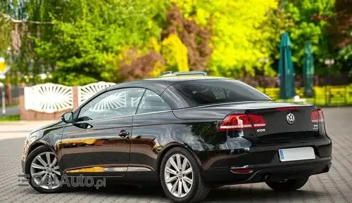 VOLKSWAGEN Eos 