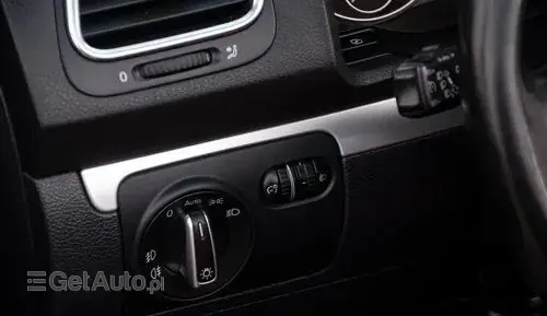 VOLKSWAGEN Eos 