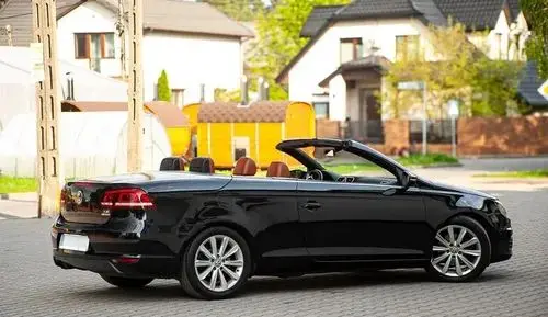 VOLKSWAGEN Eos 