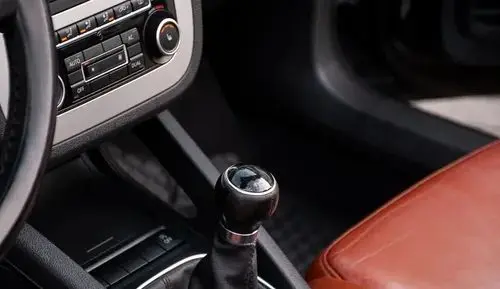 VOLKSWAGEN Eos 