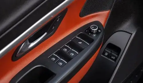 VOLKSWAGEN Eos 