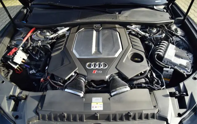 AUDI RS6 Avant TFSI mHEV Quattro Tiptronic