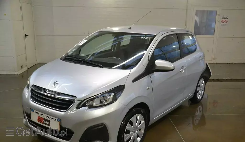 PEUGEOT 108 
