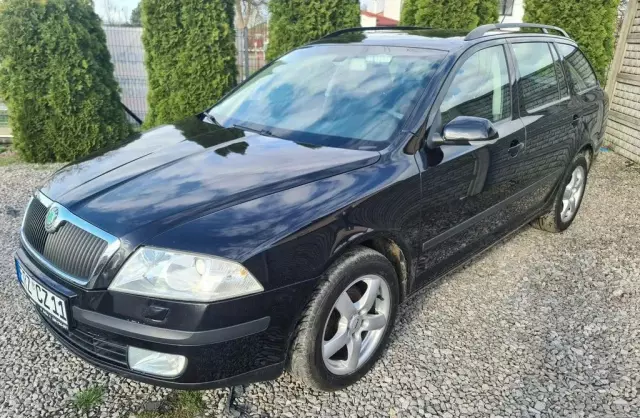 SKODA Octavia 