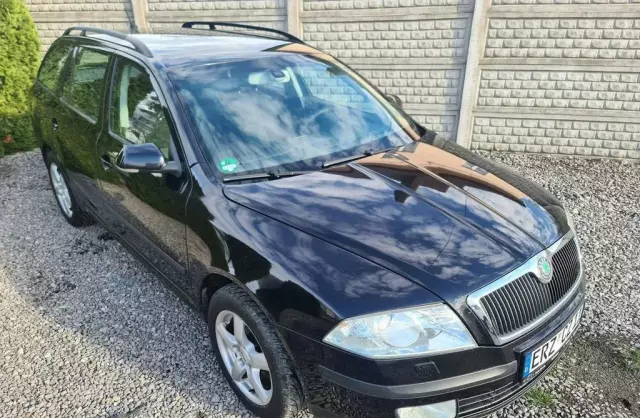 SKODA Octavia 