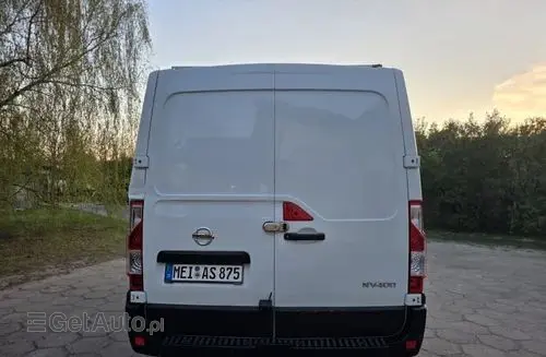 NISSAN Nv400 