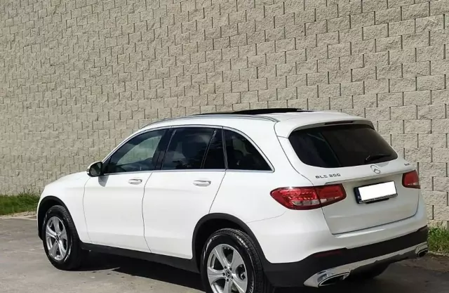 MERCEDES-BENZ GLC 
