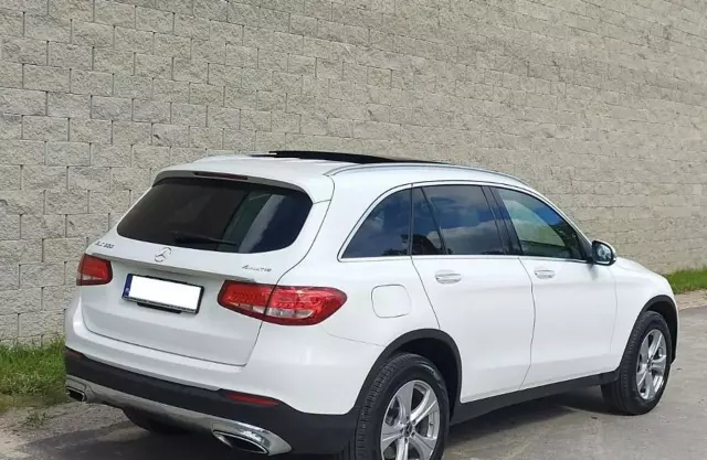 MERCEDES-BENZ GLC 