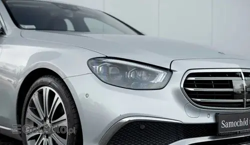 MERCEDES-BENZ Klasa E 