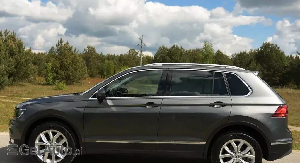 VOLKSWAGEN Tiguan 