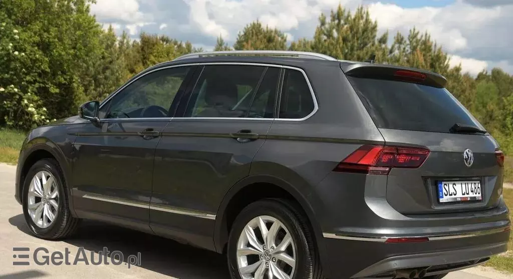 VOLKSWAGEN Tiguan 