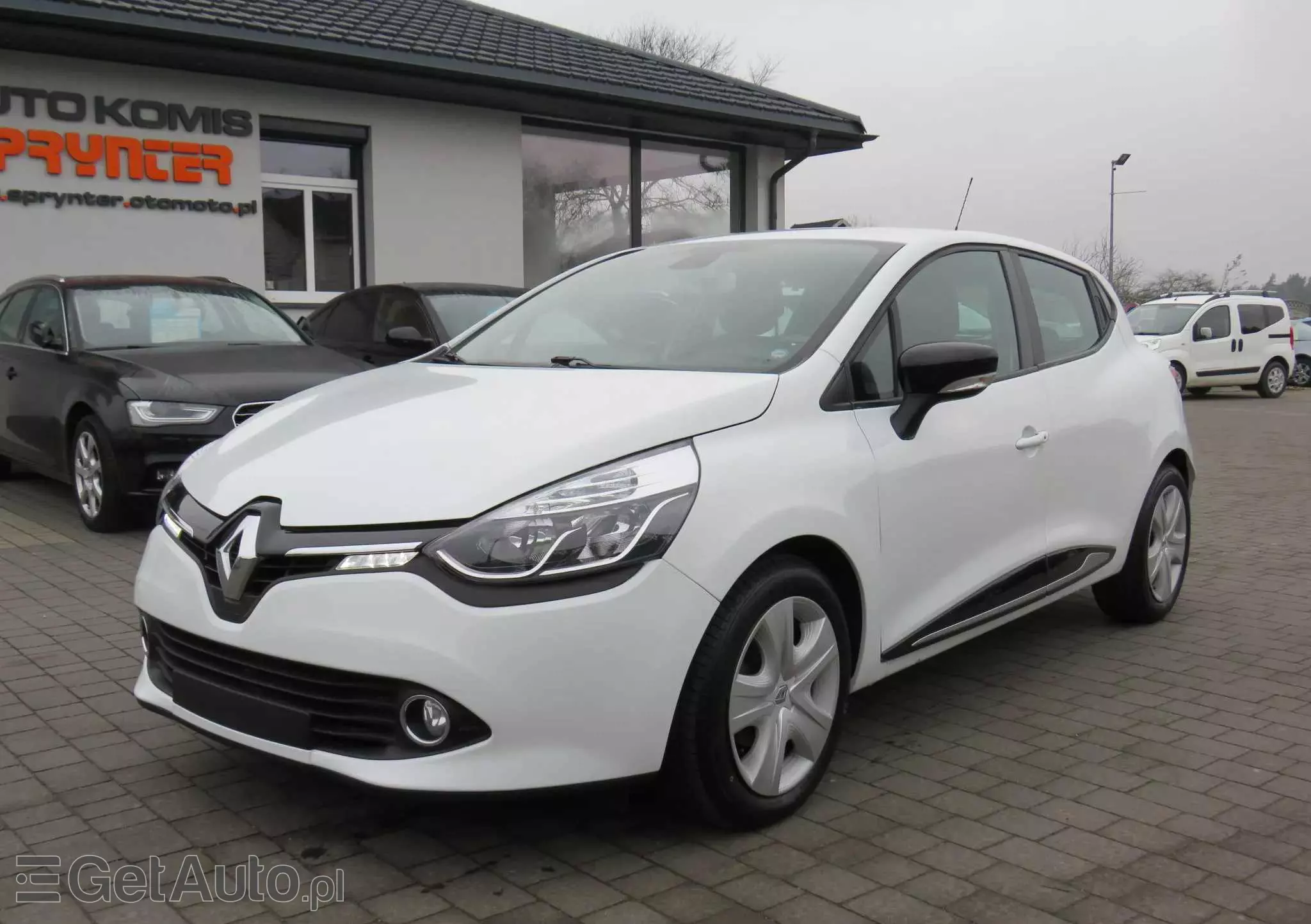 RENAULT Clio 