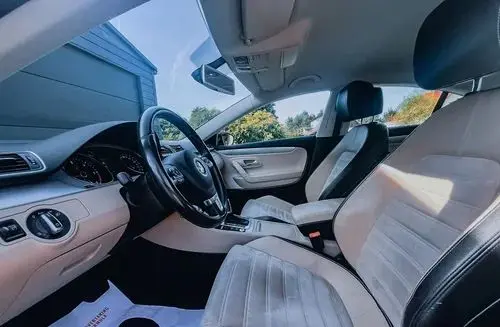 VOLKSWAGEN CC 