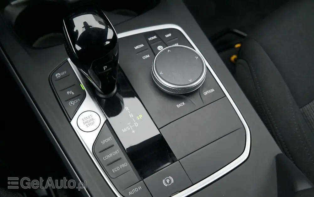 BMW Seria 1 118i Advantage