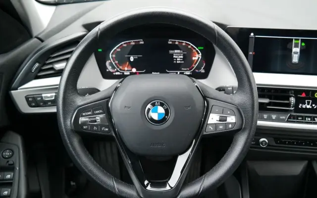 BMW Seria 1 118i Advantage