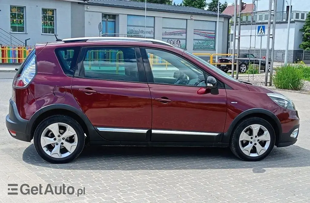 RENAULT Scenic 